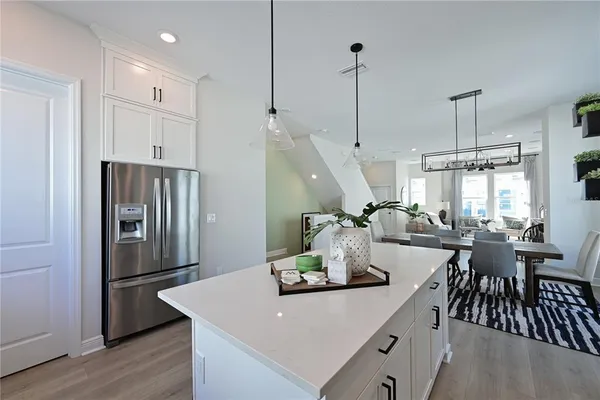 $4,250 | 2451 Mangum Court, Sarasota, FL 34237