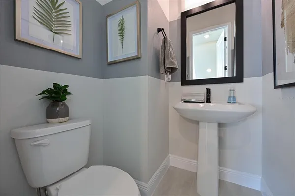 $4,250 | 2451 Mangum Court, Sarasota, FL 34237