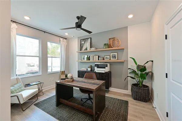 $4,250 | 2451 Mangum Court, Sarasota, FL 34237