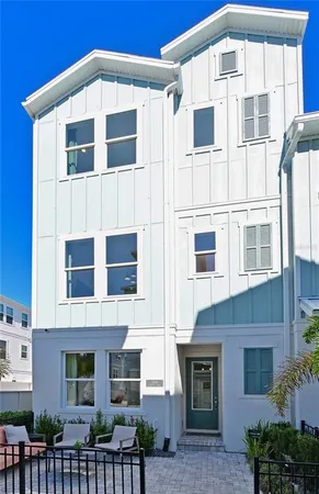 $4,250 | 2451 Mangum Court, Sarasota, FL 34237