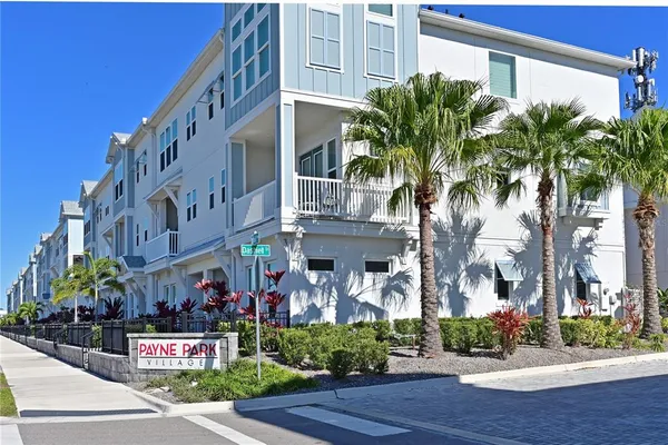 $4,250 | 2451 Mangum Court, Sarasota, FL 34237