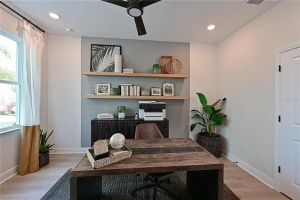 $4,250 | 2451 Mangum Court, Sarasota, FL 34237