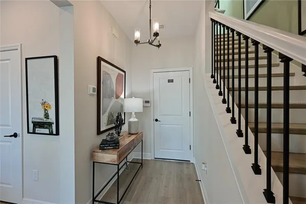 $4,250 | 2451 Mangum Court, Sarasota, FL 34237