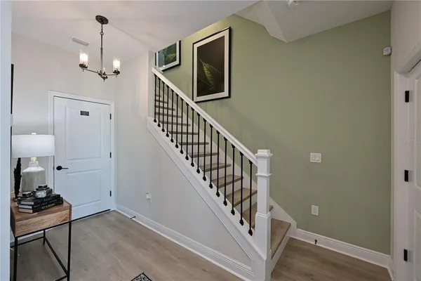 $4,250 | 2451 Mangum Court, Sarasota, FL 34237