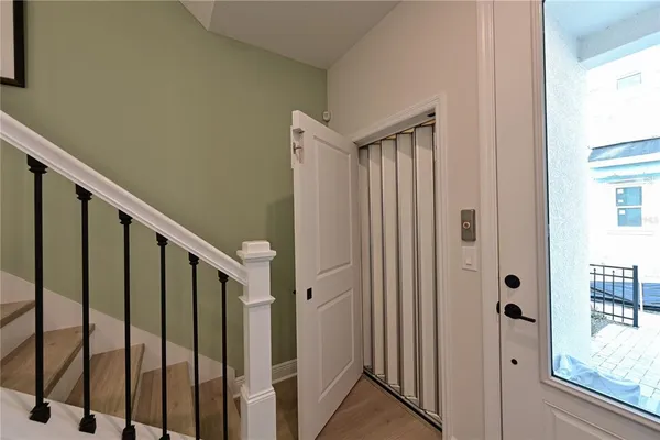 $4,250 | 2451 Mangum Court, Sarasota, FL 34237