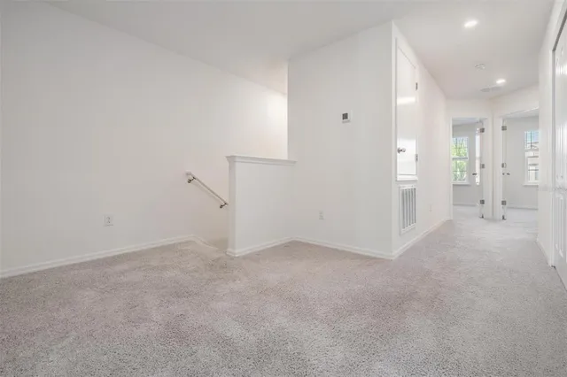 $2,200 | 32096 Pond Apple Bend, San Antonio, FL 33576