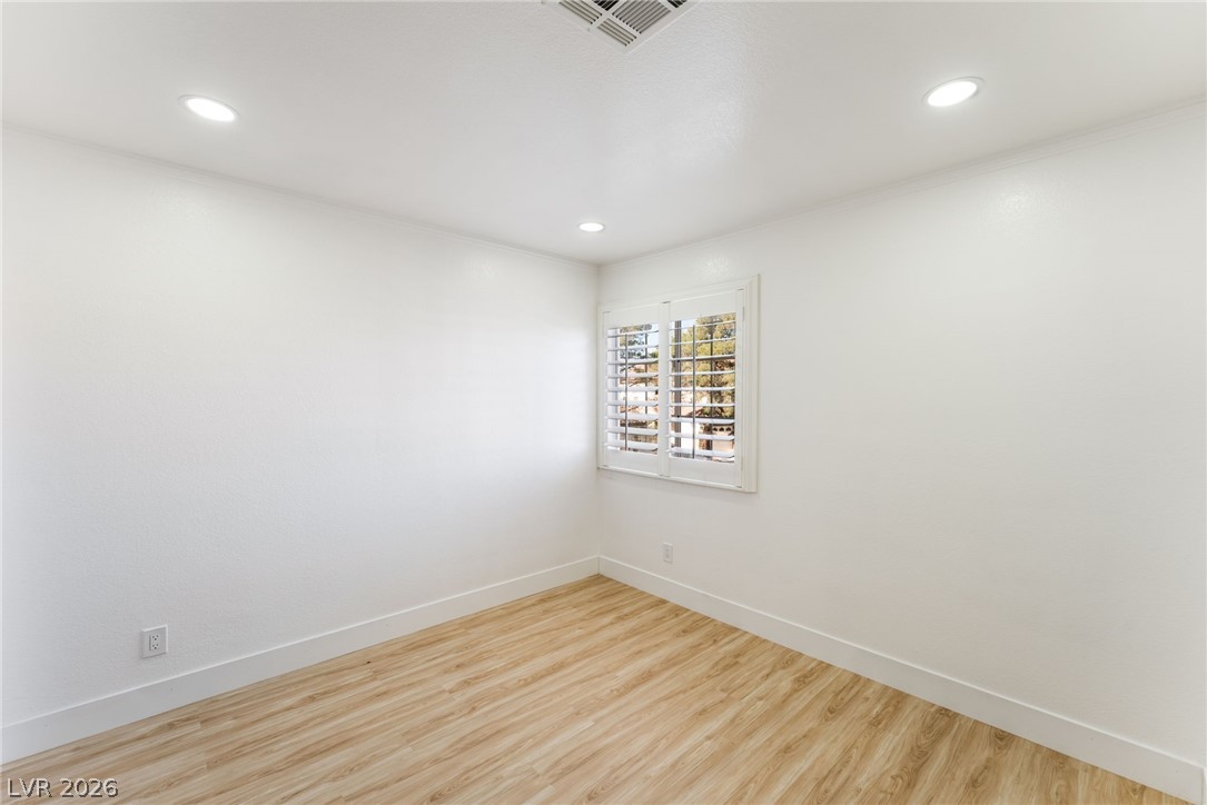 3472 Unique Way Las Vegas, NV 89129 - Photo 23 of 33