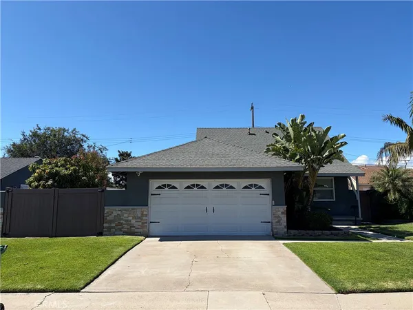 $4,500 | 6071 Modoc Road, Westminster, CA 92683