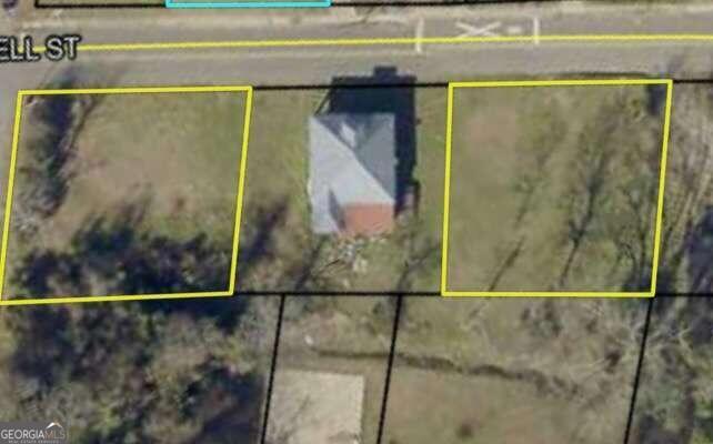 214 Campbell Street Elberton, GA 30635 - Photo 8 of 9 a view of a bathroom