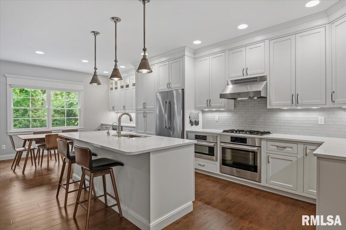 4248 Osage Road Springfield, IL 62711 - Photo 9 of 64