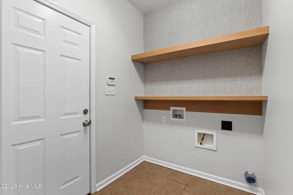 $325,000 | 202 Winterlochen Drive, Jacksonville, NC 28540