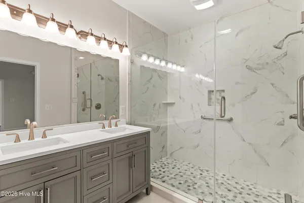 $325,000 | 202 Winterlochen Drive, Jacksonville, NC 28540