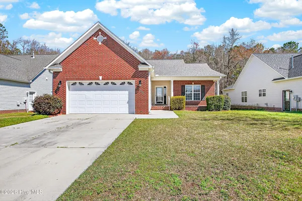 $325,000 | 202 Winterlochen Drive, Jacksonville, NC 28540