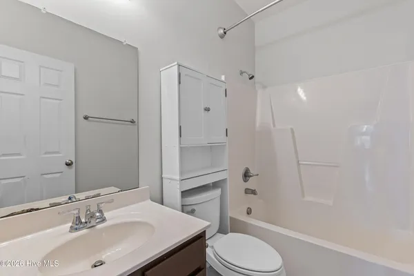 $325,000 | 202 Winterlochen Drive, Jacksonville, NC 28540