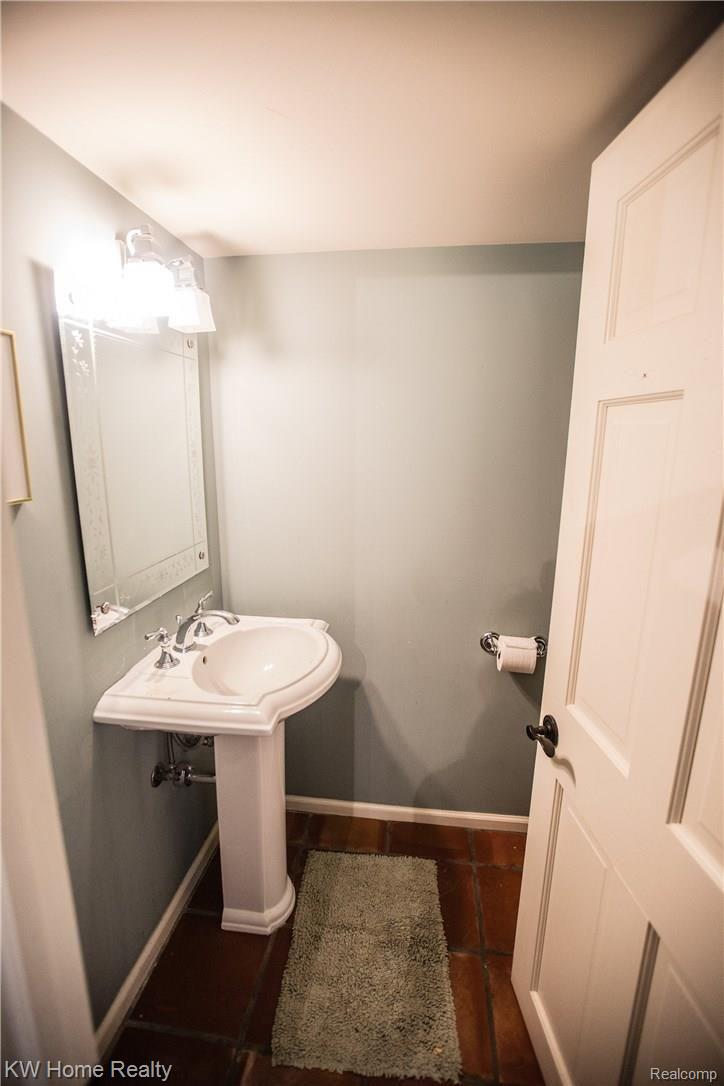 5806 Delano Road Metamora, MI 48455 - Photo 51 of 95 IMG_7541.jpg