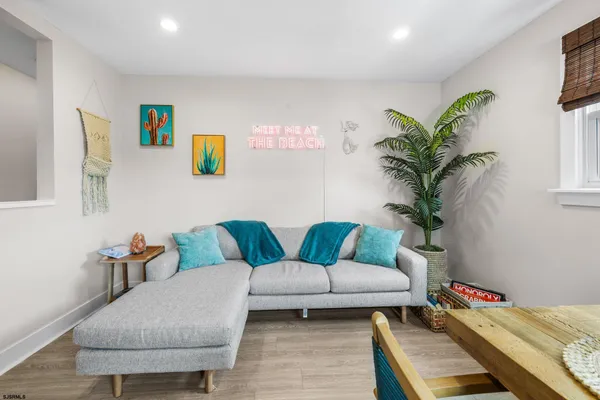 $2,000 | 159 Sheridan Square, Unit D, Brigantine, NJ 08203