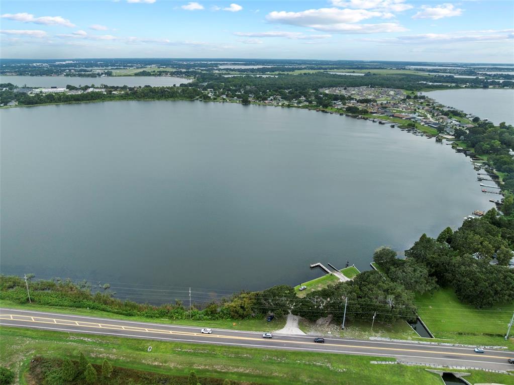 292 Winter Ridge Boulevard, Unit 292 Winter Haven, FL 33881 - Photo 32 of 37 an aerial view of a city