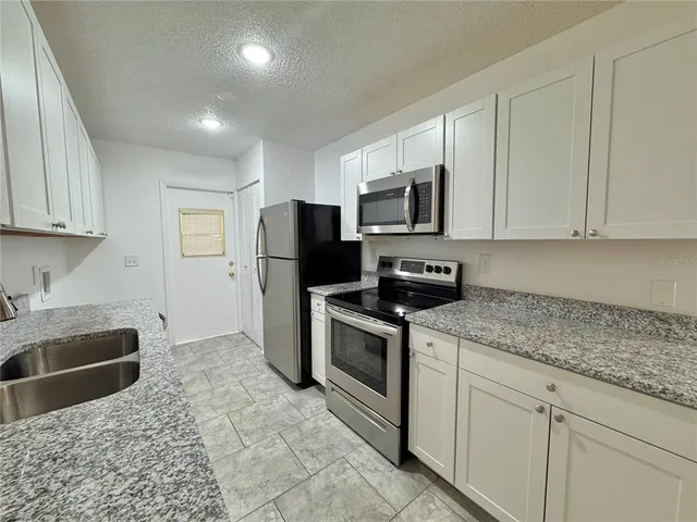 $1,500 | 292 Winter Ridge Boulevard, Unit 292, Winter Haven, FL 33881