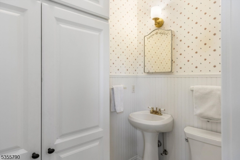 416 Rosemont Ringoes Road Stockton, NJ 08559 - Photo 21 of 39 a bathroom with a sink a toilet and shower