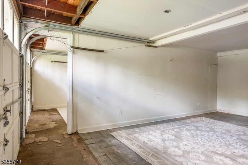 416 Rosemont Ringoes Road Stockton, NJ 08559 - Photo 34 of 39 a view of walk in closet with empty racks