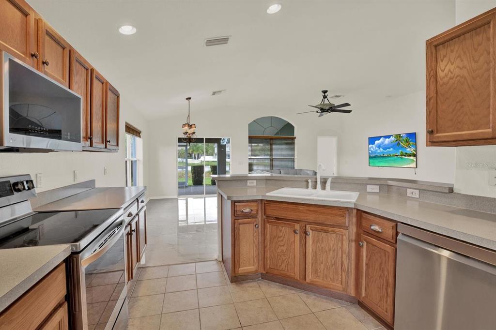 1851 Arbor Knoll Loop Trinity, FL 34655 - Photo 7 of 49