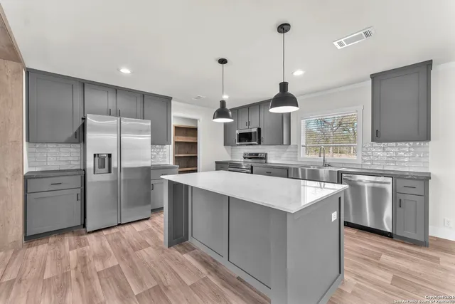 $349,900 | 140 Syrah Street, La Vernia, TX 78121