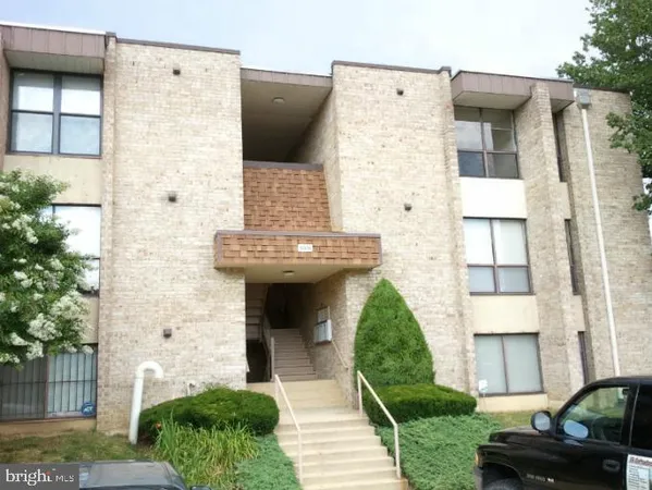 $1,800 | 3331 Huntley Square Drive, Unit C1, Temple Hills, MD 20748