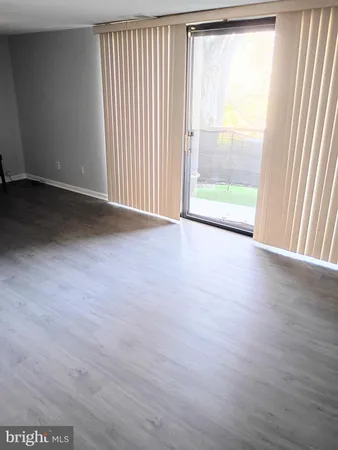 $1,800 | 3331 Huntley Square Drive, Unit C1, Temple Hills, MD 20748