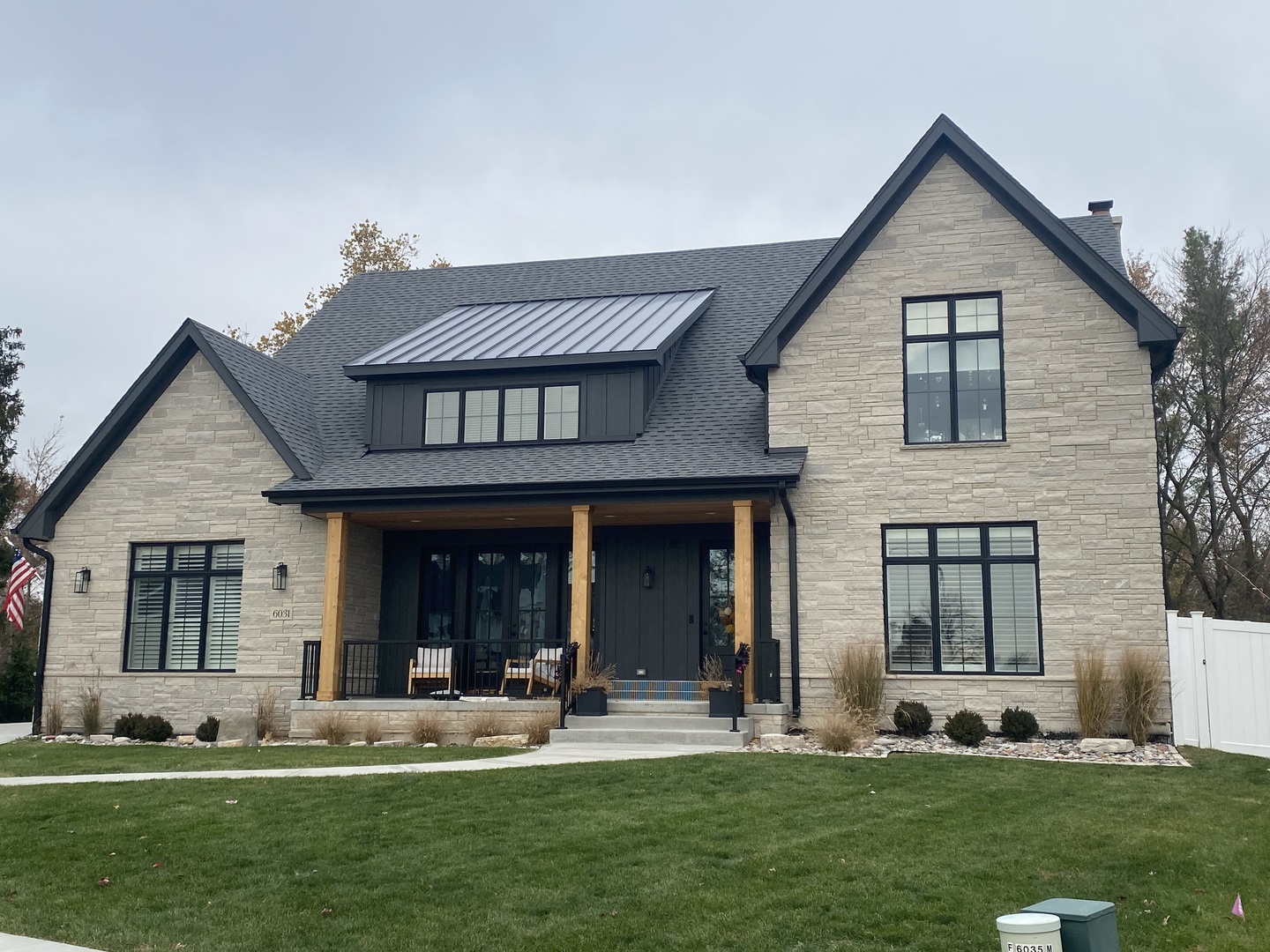 425 40th Street Downers Grove, IL 60515 - Photo 2 of 5 front view of a house with a yard