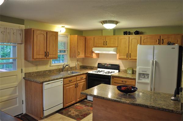 13 Westwind Road Lowell, MA 01852 - Photo 9 of 15 Gallery Image 9