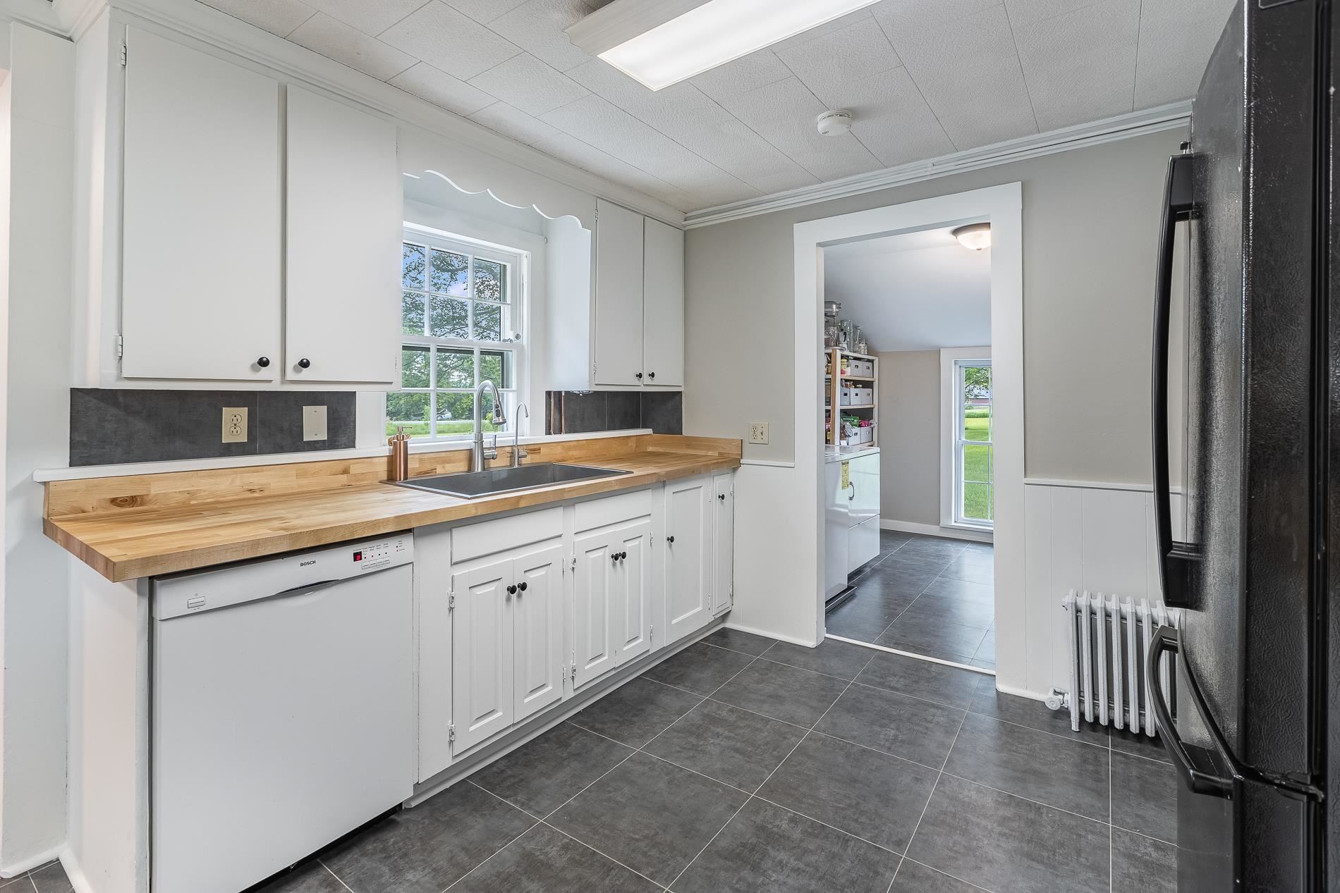 49 Dakin Road Ferrisburgh, VT 05456 - Photo 11 of 40 Gallery Image 11