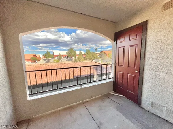$1,500 | 950 Seven Hills Drive, Unit 1024, Henderson, NV 89052