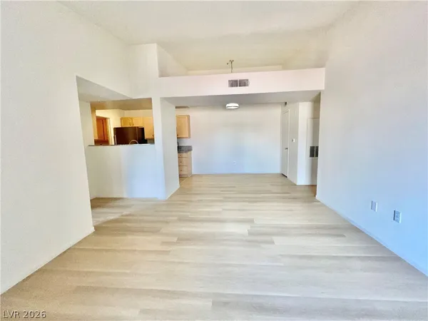 $1,500 | 950 Seven Hills Drive, Unit 1024, Henderson, NV 89052