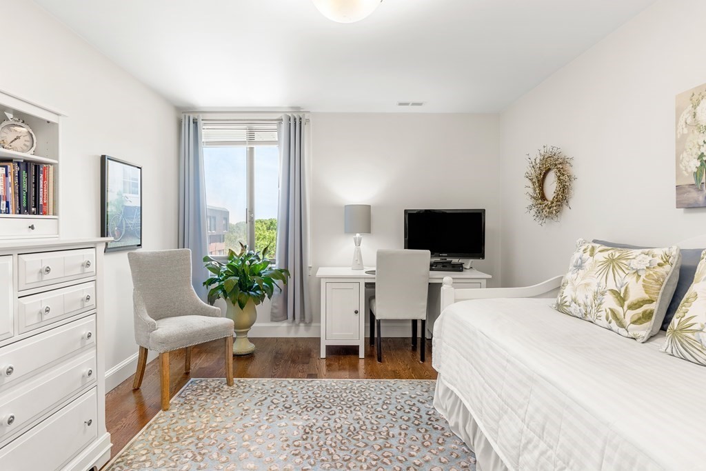 404 Paradise Road, Unit 3A Swampscott, MA 01907 - Photo 19 of 35 Gallery Image 19