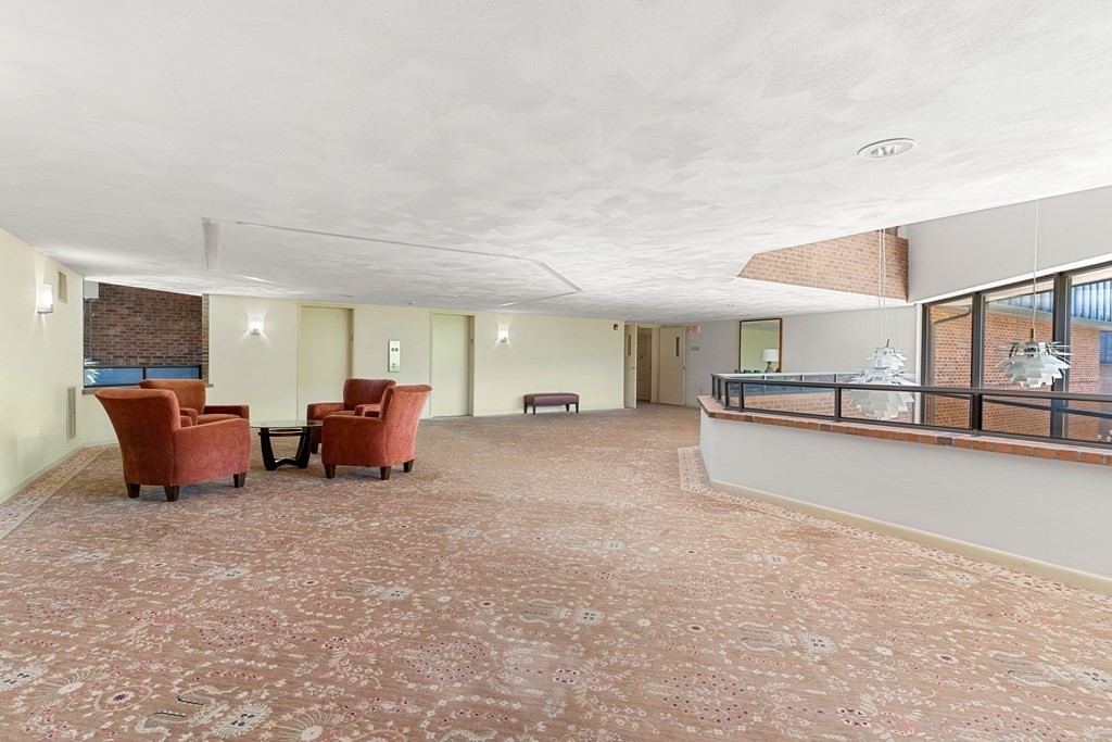 404 Paradise Road, Unit 3A Swampscott, MA 01907 - Photo 25 of 35 Gallery Image 25