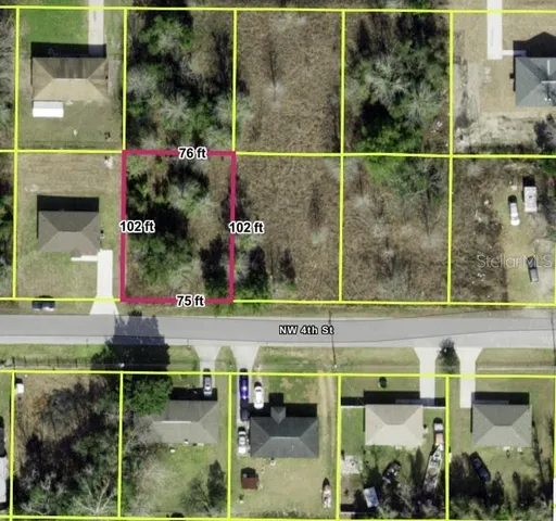 a picture of a bathroom with a small garden