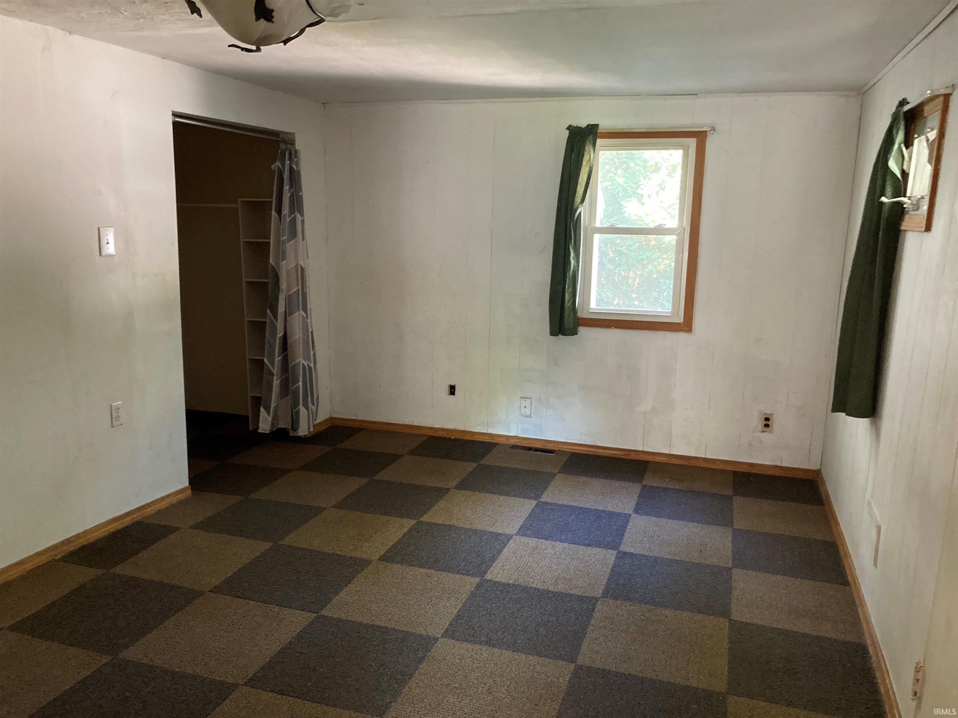 5035 Wabash Road Huntington, IN 46750 - Photo 10 of 11 Gallery Image 10