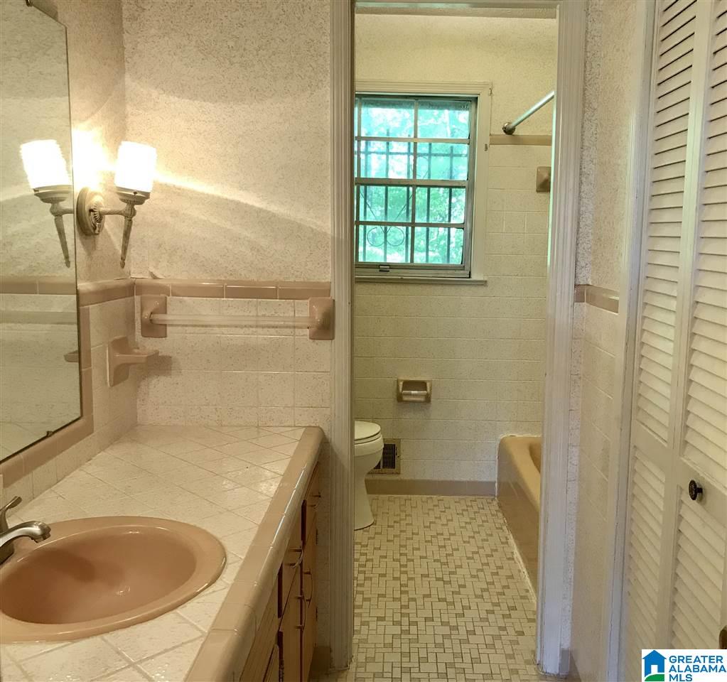 2607 Highway 20 Calera, AL 35040 - Photo 22 of 28