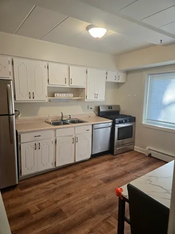 $152,000 | 1141 Leavitt Avenue, Unit 115, Flossmoor, IL 60422