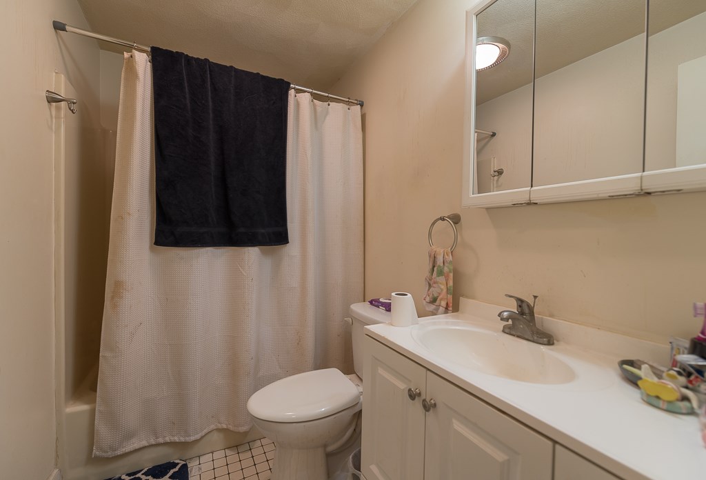 555 Diamond Hill Road, Unit 101 Woonsocket, RI 02895 - Photo 12 of 13