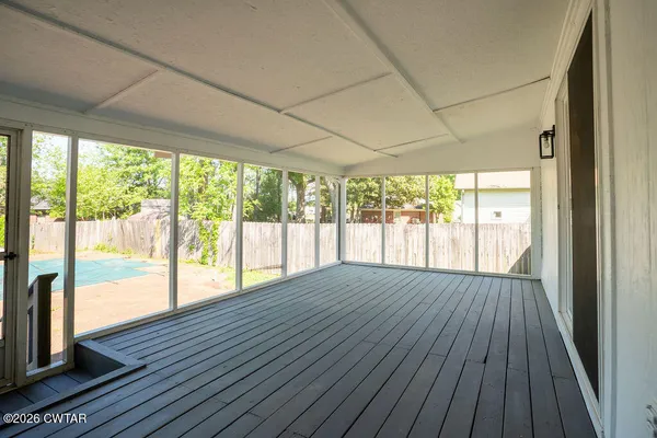 $259,900 | 71 North Hampton Lane, Jackson, TN 38305