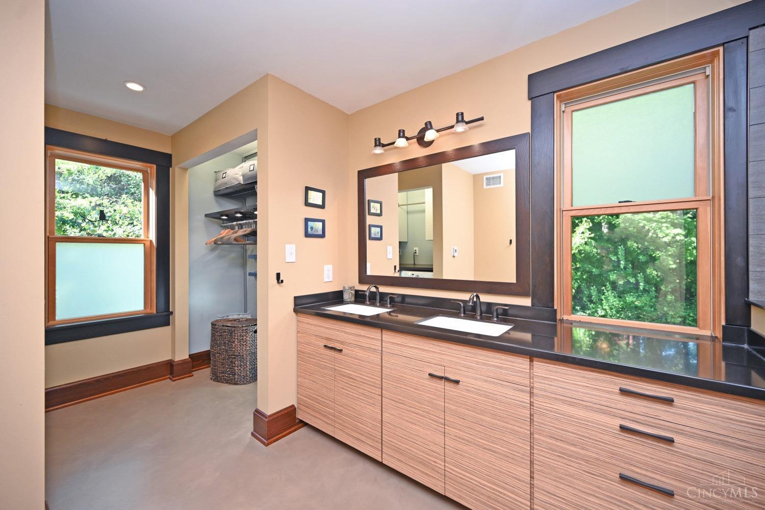 3431 Ruther Avenue Cincinnati, OH 45220 - Photo 24 of 48 Gallery Image 24