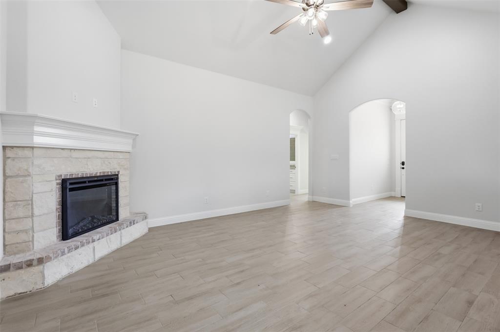 816 Haley Springtown, TX 76082 - Photo 17 of 40