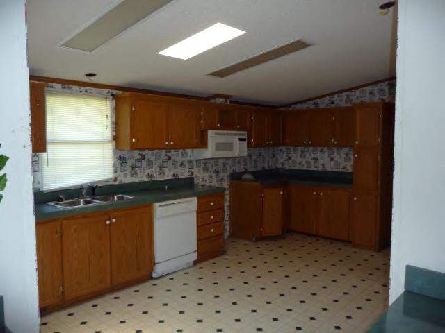 1920 Birchwood Road Axton, VA 24054 - Photo 4 of 4 Kitchen