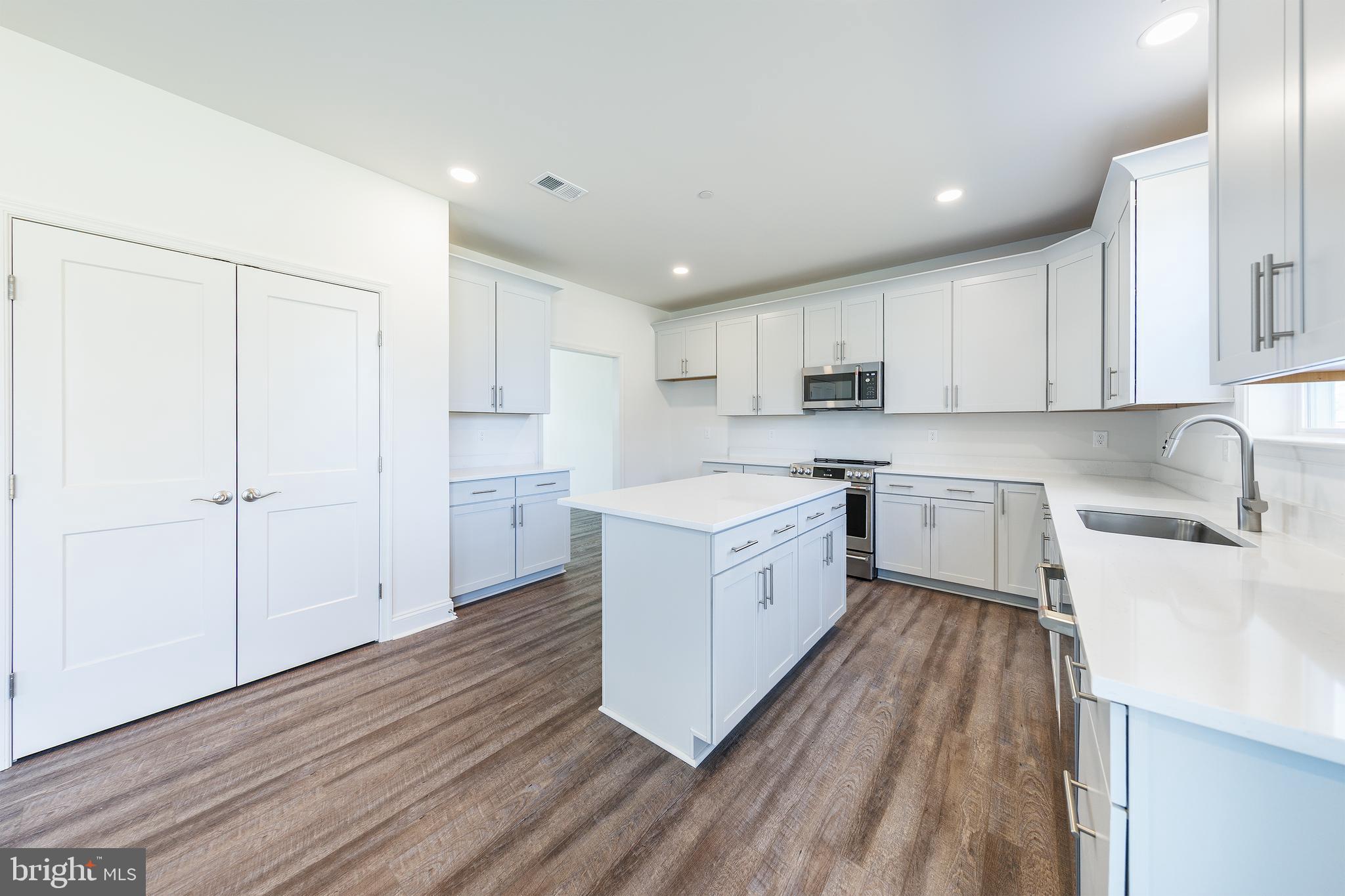 114 Queens Colony High Road Stevensville, MD 21666 - Photo 8 of 38 Models shown with options