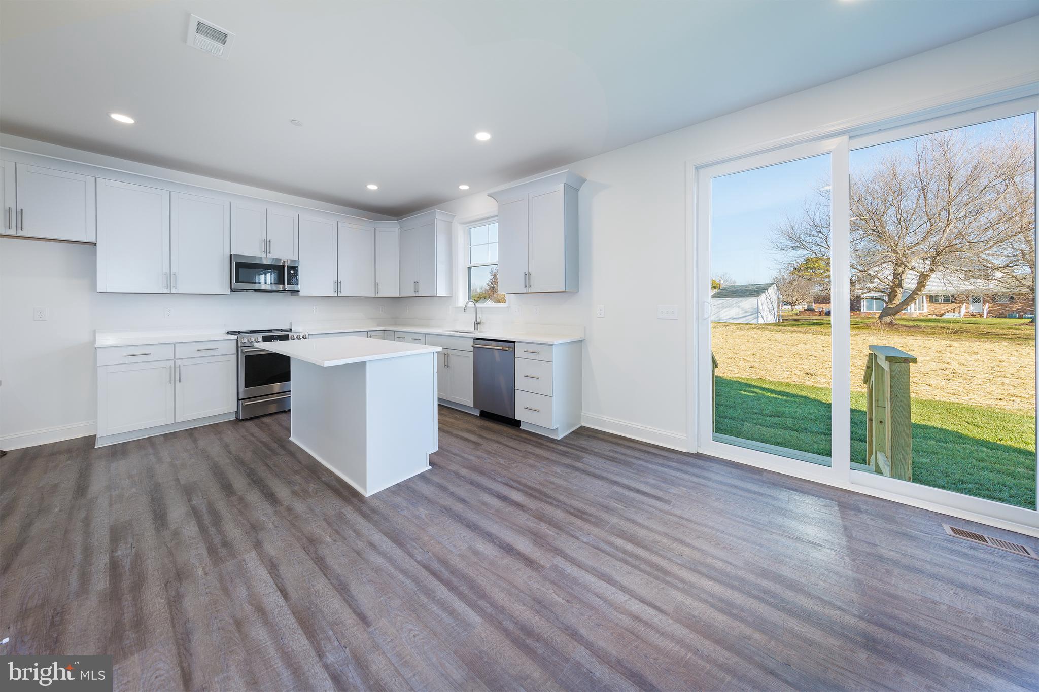 114 Queens Colony High Road Stevensville, MD 21666 - Photo 9 of 38 Models shown with options
