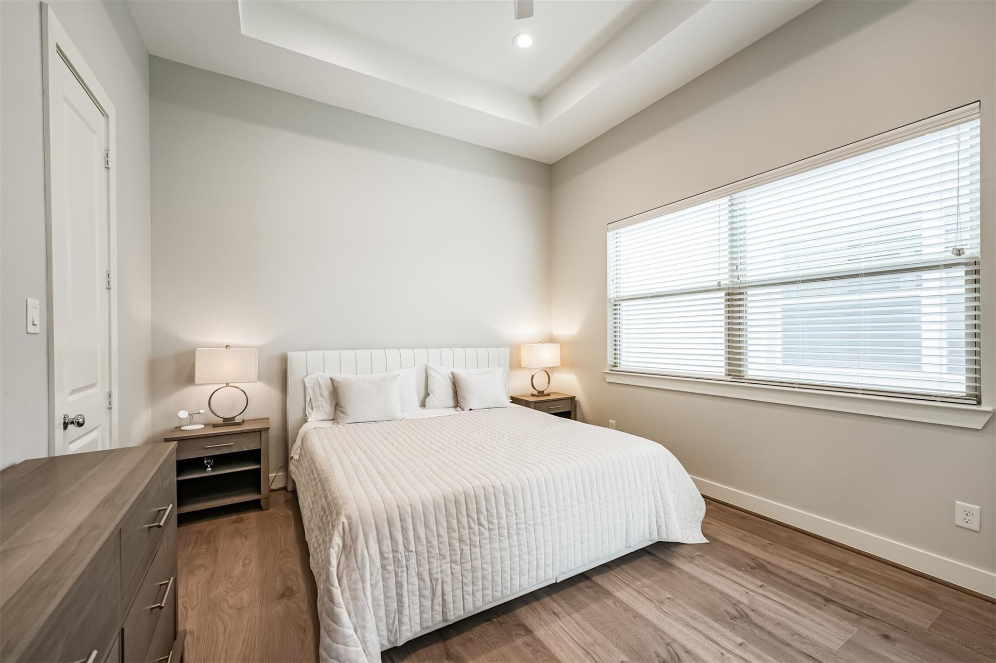 5209 Allen Street, Unit F Houston, TX 77007 - Photo 14 of 40