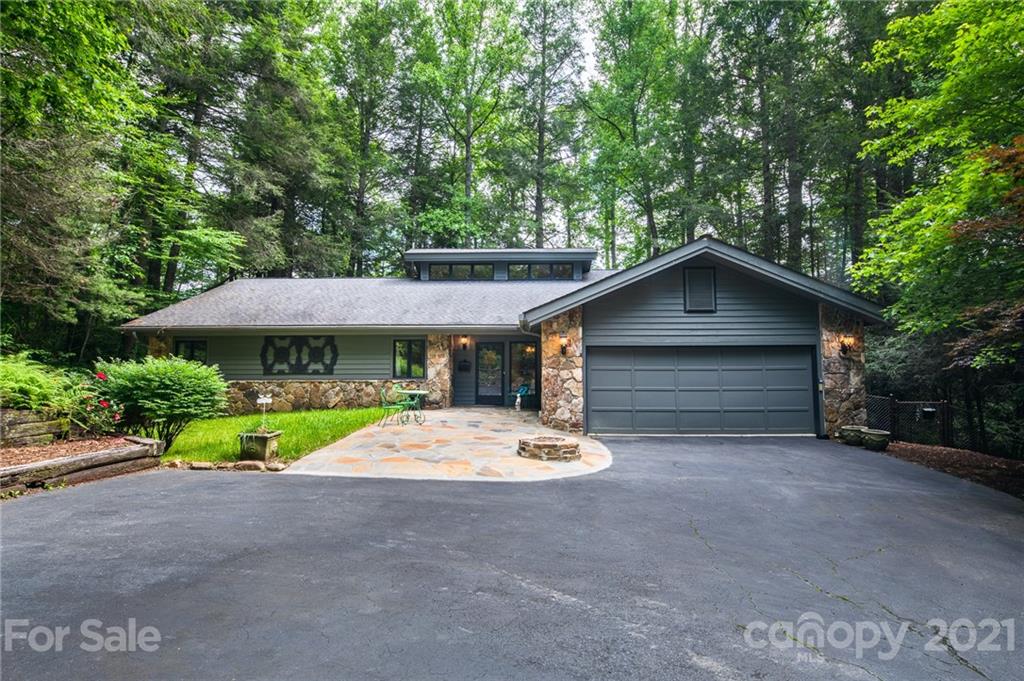 144 Boiling Springs Road Sapphire, NC 28774 - Photo 1 of 33 Gallery Image 1