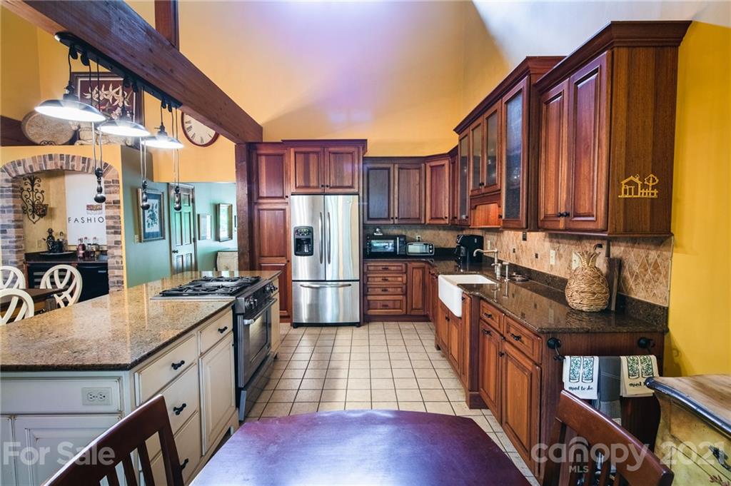 144 Boiling Springs Road Sapphire, NC 28774 - Photo 16 of 33 Gallery Image 16
