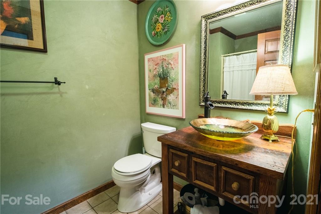 144 Boiling Springs Road Sapphire, NC 28774 - Photo 24 of 33 Gallery Image 24